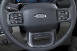 Ford Super Duty F-350 SRW Platinum 4WD Crew Cab 8' Box 2026