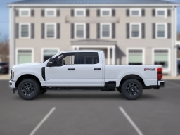 Ford Super Duty F-350 SRW XL 4WD Crew Cab 6.75' Box 2026