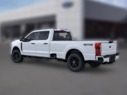 Ford Super Duty F-350 SRW XL 4WD Crew Cab 8' Box 2026