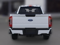 Ford Super Duty F-350 SRW XL 4WD Crew Cab 8' Box 2026