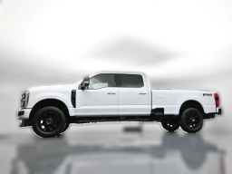 Ford Super Duty F-350 SRW XLT 4WD Crew Cab 8' Box 2026