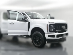 Ford Super Duty F-350 SRW XLT 4WD Crew Cab 8' Box 2026