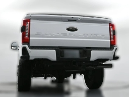 Ford Super Duty F-350 SRW XLT 4WD Crew Cab 8' Box 2026