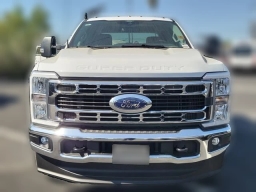 Ford Super Duty F-350 SRW XLT 4WD Crew Cab 8' Box 2026