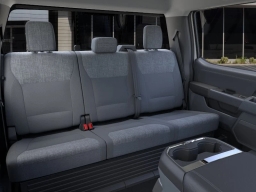 Ford Super Duty F-350 SRW XLT 4WD Crew Cab 8' Box 2026