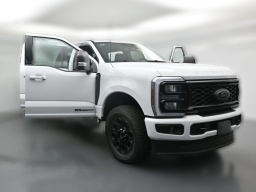 Ford Super Duty F-350 SRW XLT 4WD Crew Cab 8' Box 2026