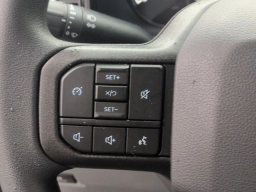 Ford Super Duty F-350 SRW XL 4WD Crew Cab 6.75' Box 2026