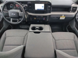 Ford Super Duty F-350 SRW XL 4WD Crew Cab 6.75' Box 2026