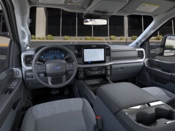 Ford Super Duty F-350 SRW XLT 4WD Crew Cab 8' Box 2026