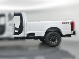 Ford Super Duty F-350 SRW XL 4WD Crew Cab 8' Box 2026