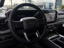 Ford Super Duty F-350 SRW Platinum 4WD Crew Cab 6.75' Box 2026