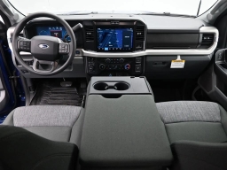 Ford Super Duty F-350 SRW XLT 4WD Crew Cab 8' Box 2026