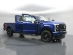 Ford Super Duty F-350 SRW XLT 4WD Crew Cab 8' Box 2026