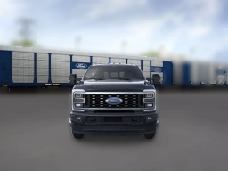 Ford Super Duty F-350 DRW Platinum 4WD Crew Cab 8' Box 2026
