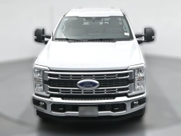 Ford Super Duty F-350 SRW XLT 2WD SuperCab 8' Box 2026