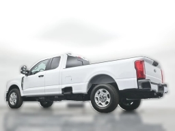 Ford Super Duty F-350 SRW XLT 2WD SuperCab 8' Box 2026