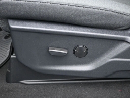 Ford Super Duty F-350 SRW XLT 2WD SuperCab 8' Box 2026