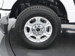 Ford Super Duty F-350 SRW XLT 4WD SuperCab 8' Box 2026