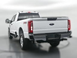 Ford Super Duty F-350 SRW XLT 4WD SuperCab 8' Box 2026