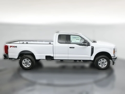Ford Super Duty F-350 SRW XLT 4WD SuperCab 8' Box 2026