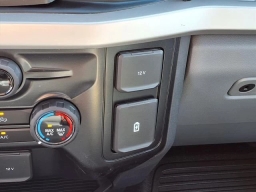 Ford Super Duty F-250 SRW XL 2WD Reg Cab 8' Box 2026