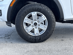 Ford Ranger XL 2WD SuperCrew 5' Box 2025