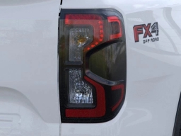 Ford Ranger LARIAT 4WD SuperCrew 5' Box 2025