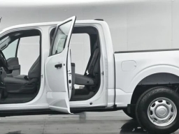 Ford F-150 XL 4WD SuperCrew 5.5' Box 2026