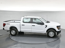 Ford F-150 XL 4WD SuperCrew 5.5' Box 2026