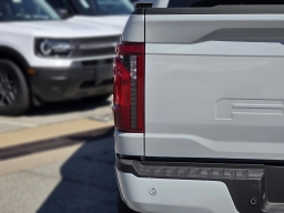 Ford F-150 STX 2WD SuperCrew 5.5' Box 2026