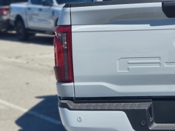 Ford F-150 STX 4WD SuperCrew 5.5' Box 2026