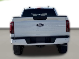 Ford F-150 STX 4WD SuperCrew 5.5' Box 2025