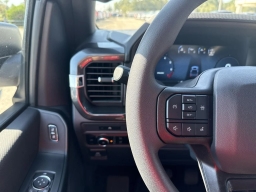 Ford F-150 STX 4WD SuperCrew 5.5' Box 2025