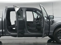 Ford F-150 STX 4WD SuperCrew 5.5' Box 2026