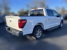 Ford F-150 XLT 2WD SuperCrew 5.5' Box 2025