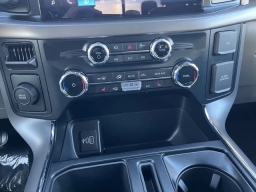 Ford F-150 XLT 2WD SuperCrew 5.5' Box 2025