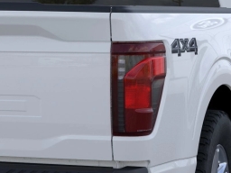 Ford F-150 XLT 4WD SuperCrew 5.5' Box 2026
