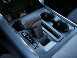 Ford F-150 XLT 4WD SuperCrew 5.5' Box 2025