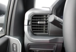 Ford F-150 XLT 4WD SuperCrew 5.5' Box 2026