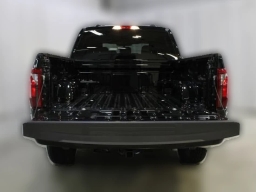 Ford F-150 XLT 4WD SuperCrew 5.5' Box 2026