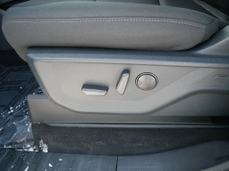 Ford F-150 XLT 4WD SuperCrew 5.5' Box 2025