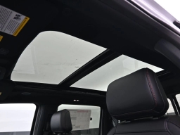 Ford F-150 Raptor 4WD SuperCrew 5.5' Box 2026