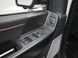 Ford F-150 Raptor 4WD SuperCrew 5.5' Box 2026