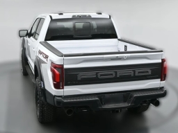 Ford F-150 Raptor 4WD SuperCrew 5.5' Box 2026
