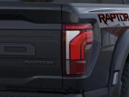 Ford F-150 Raptor 4WD SuperCrew 5.5' Box 2026