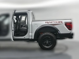 Ford F-150 Raptor 4WD SuperCrew 5.5' Box 2026