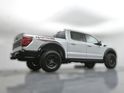 Ford F-150 Raptor 4WD SuperCrew 5.5' Box 2026