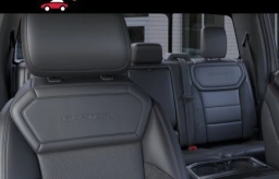 Ford F-150 Raptor 4WD SuperCrew 5.5' Box 2026