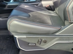 Ford F-150 Raptor 4WD SuperCrew 5.5' Box 2025