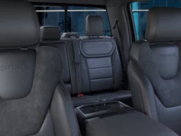 Ford F-150 Raptor 4WD SuperCrew 5.5' Box 2026